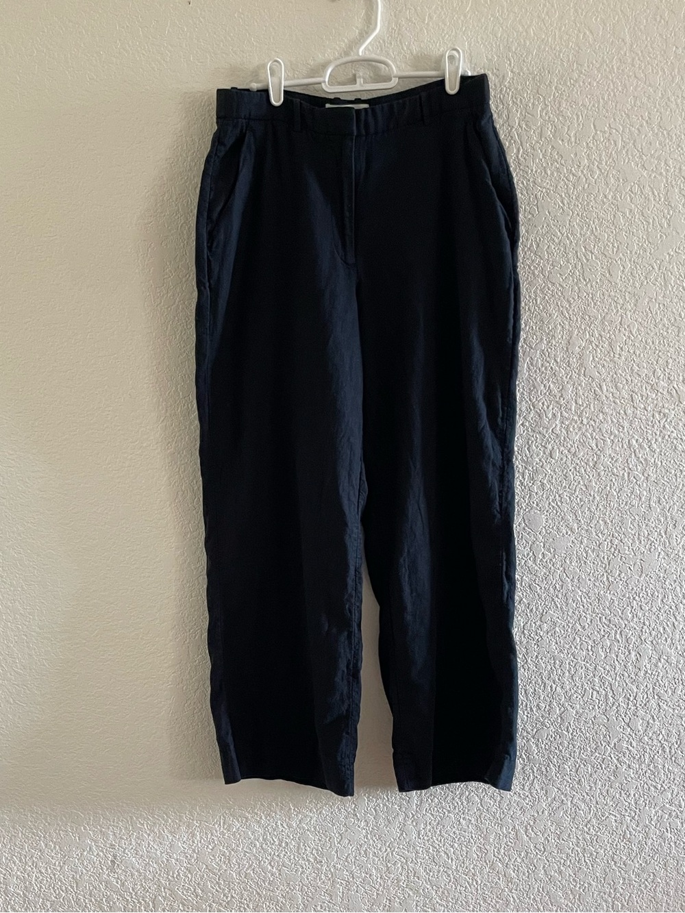 Abercrombie & Fitch Curve Love A&F Tailored Linen-Blend Wide Leg Pant - Picture 3 of 13